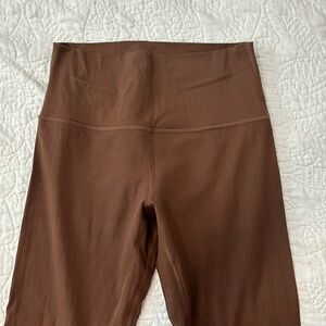 Lululemon ribbed align, 25’